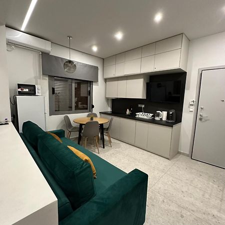 Smart Lux Apartment B เอเธนส์ ภายนอก รูปภาพ