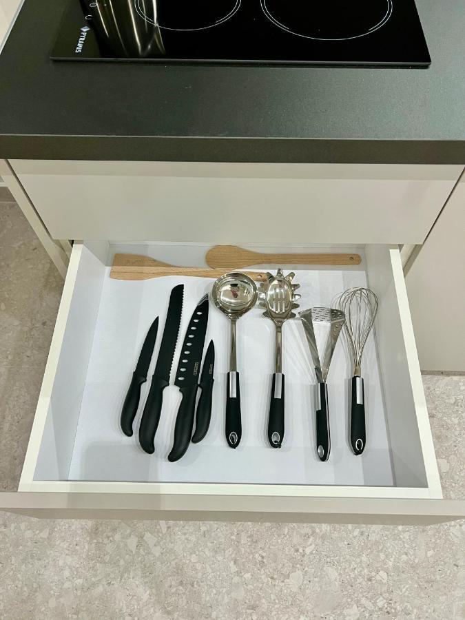 Smart Lux Apartment B เอเธนส์ ภายนอก รูปภาพ