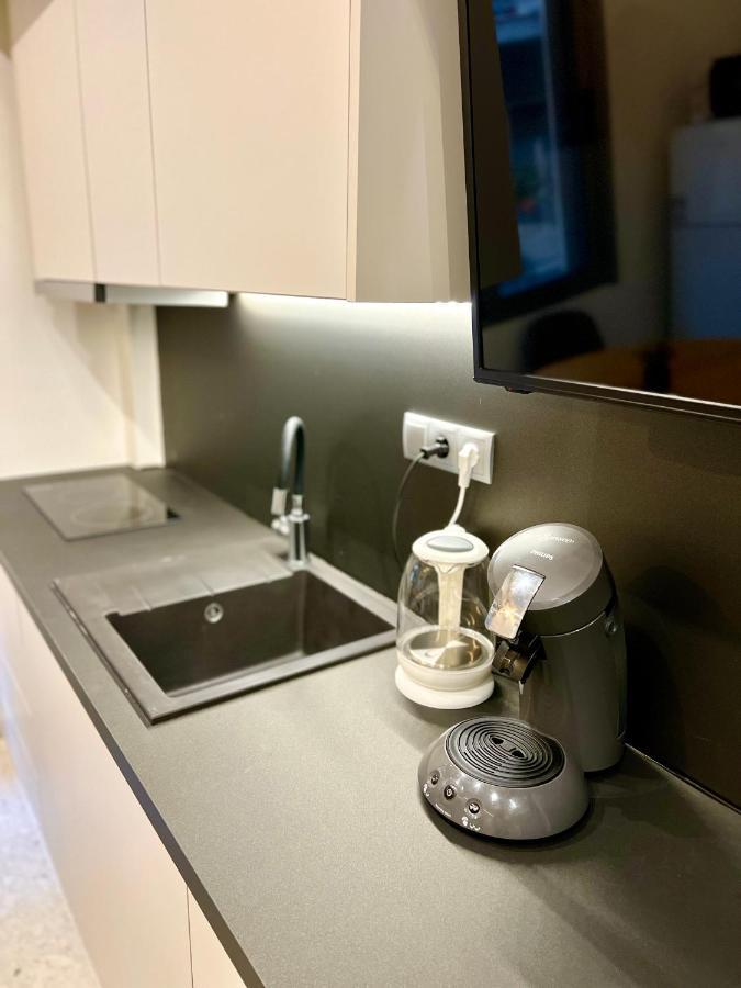 Smart Lux Apartment B เอเธนส์ ภายนอก รูปภาพ