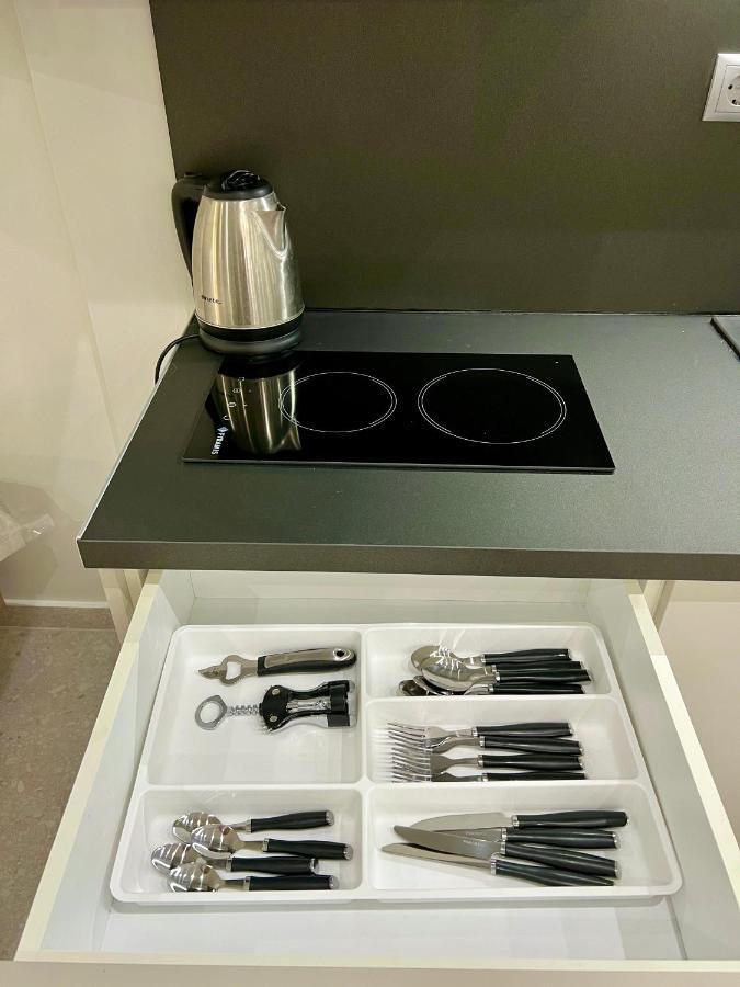 Smart Lux Apartment B เอเธนส์ ภายนอก รูปภาพ